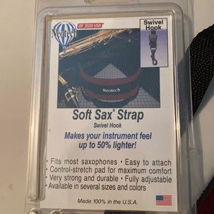 NEW. Soft Neotech Saxaphone Strap with swivel hook